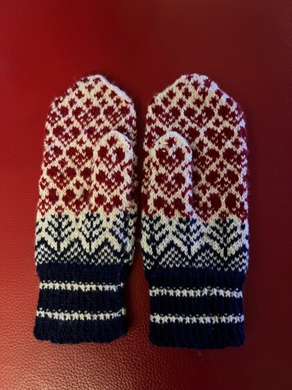 Mittens scandinavian style