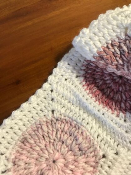 Ring a Rosie Cot Blanket