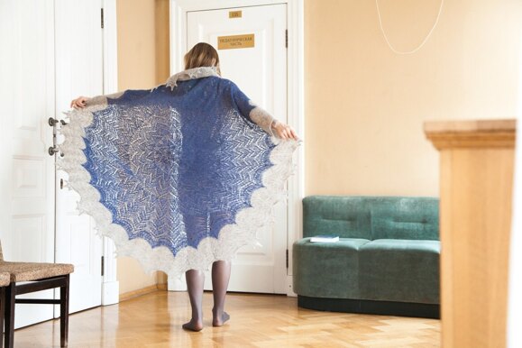 "Day-lily" shawl