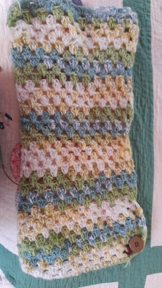 Granny stitch mini cape