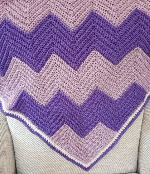 Diagonal Ripple Baby Blanket