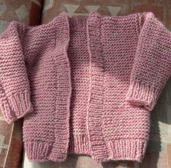 Child’s cardigan