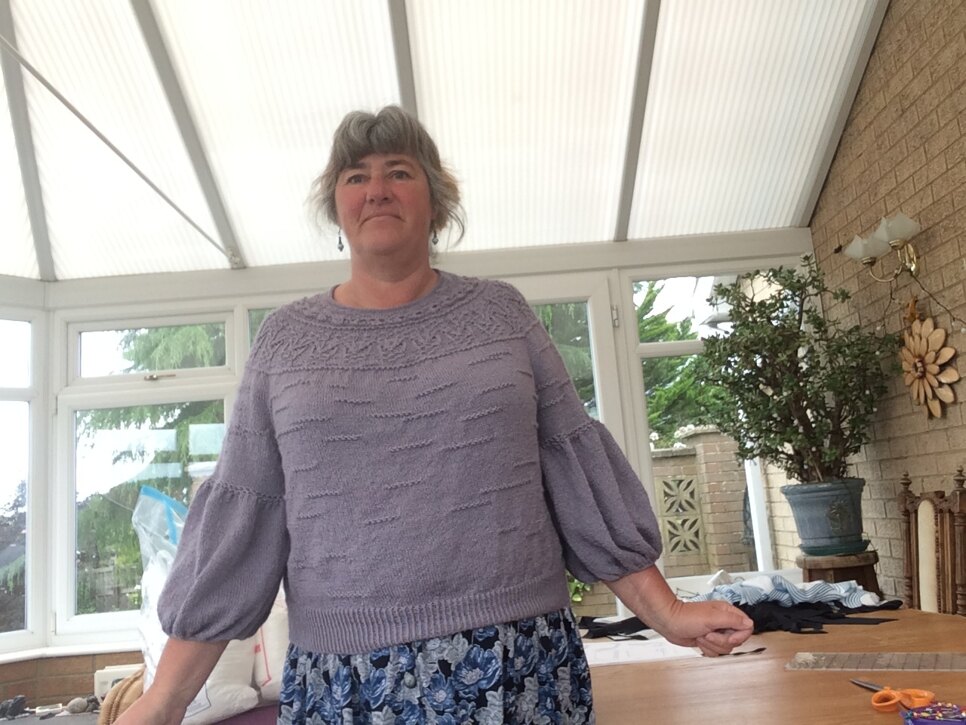 Balloon sleeve jumper with patterned yoke