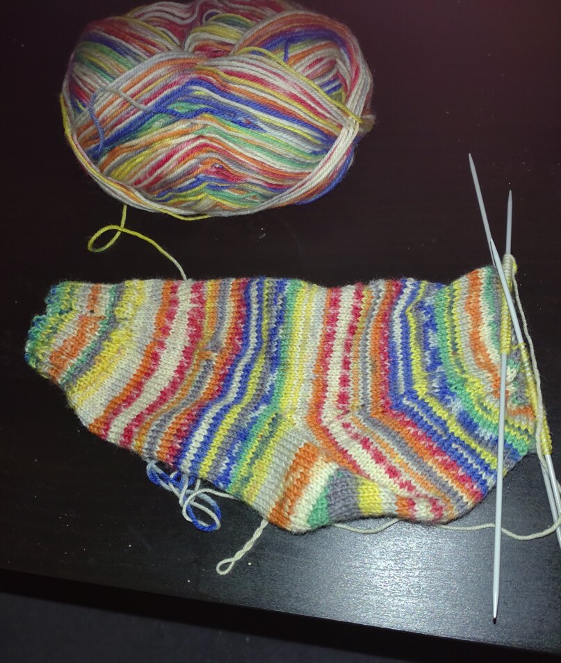 Learning to knit socks