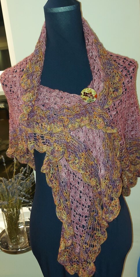Scalloped edged lace shawl