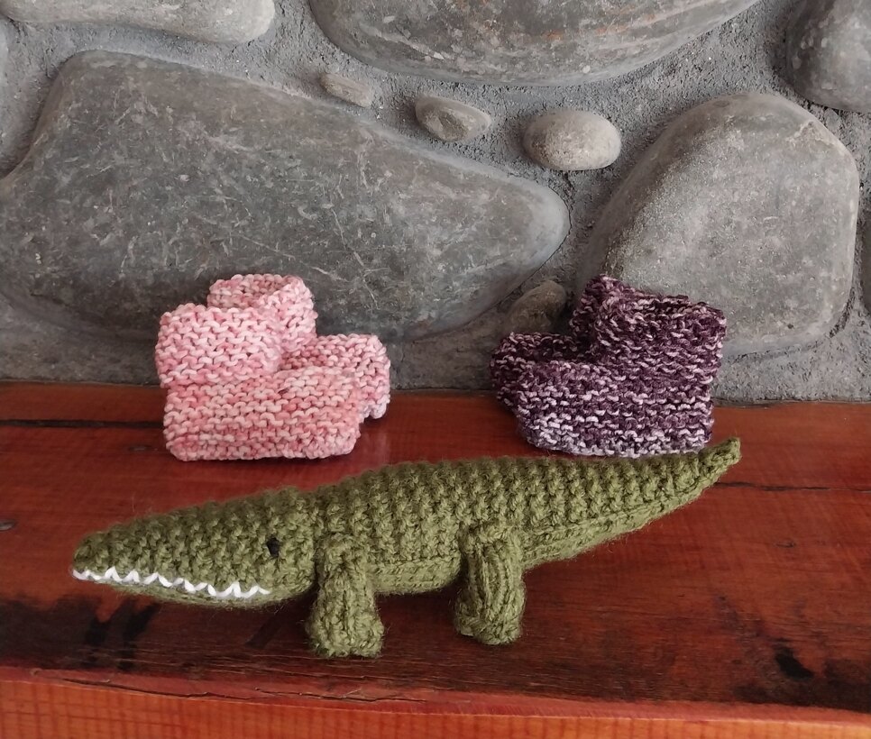 Alec the Alligator &amp; flat knit baby booties