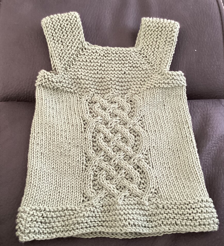 Jenna’s baby knitting 🧶