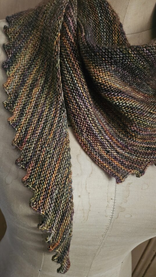 Hitchhiker Shawlette