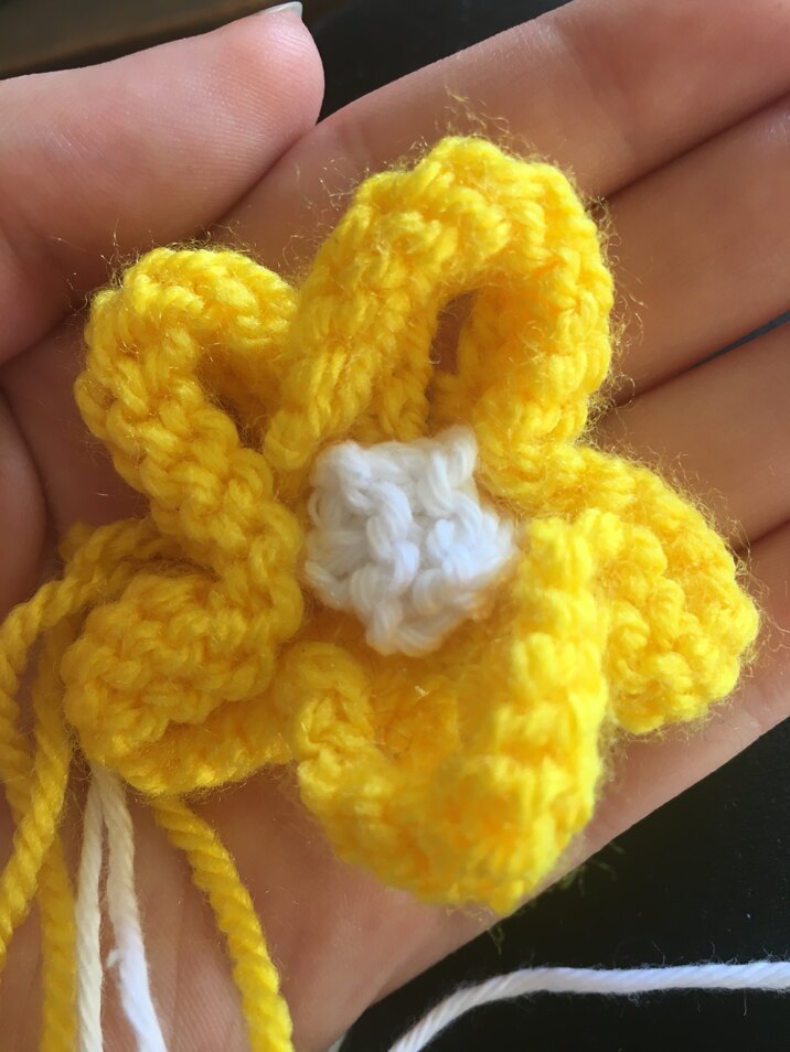 Knitted Flower Tutorial