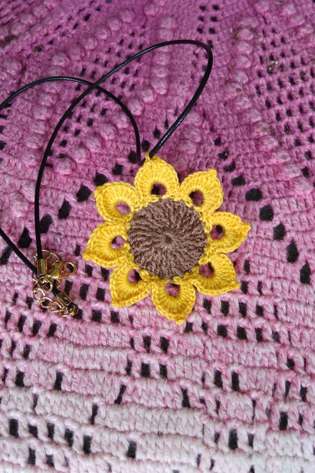 Sunflower pendant