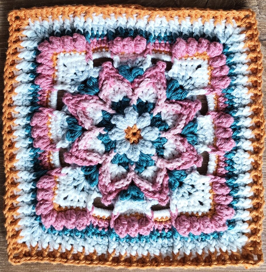 April blossom square