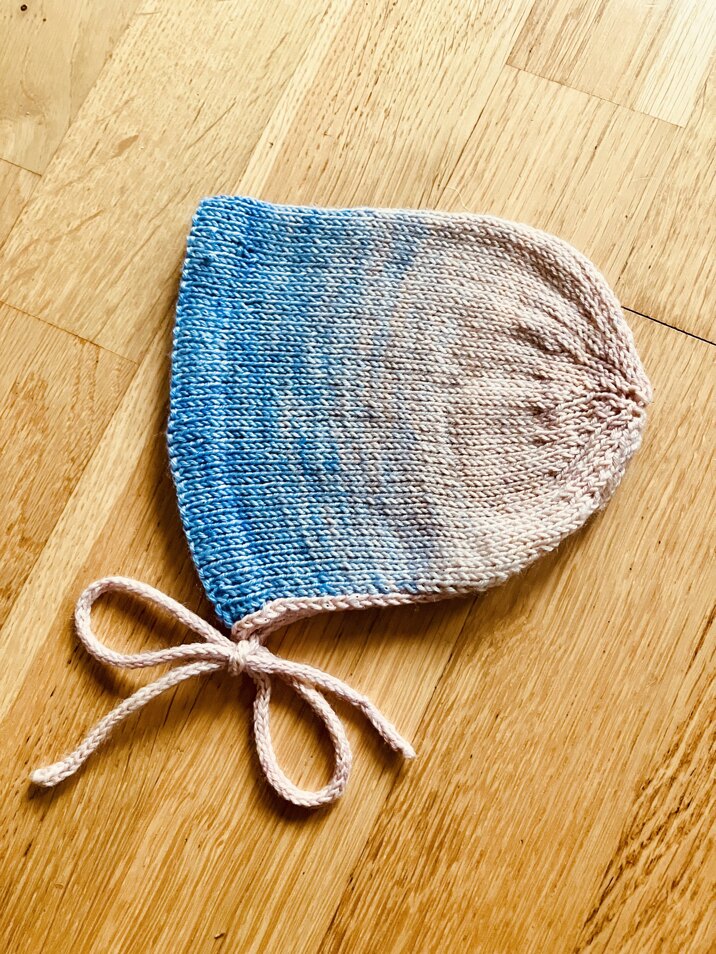 Simple bonnet