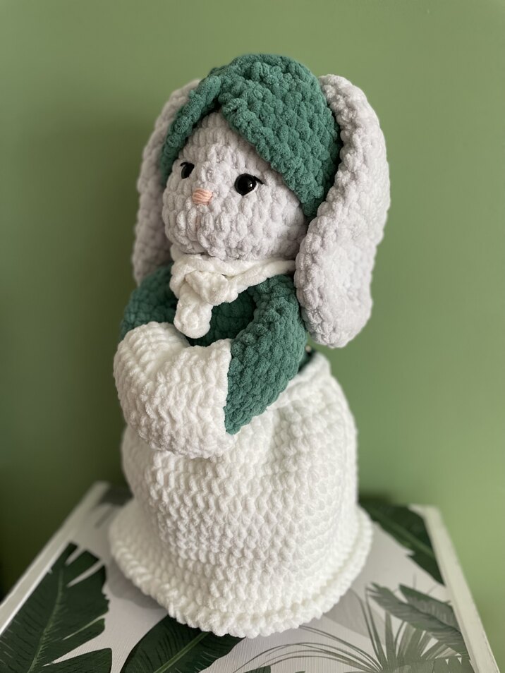Snowbelle, Winter Bunny