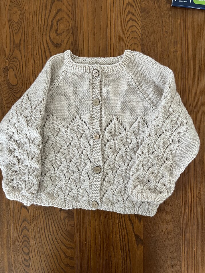 Girls cardigan.