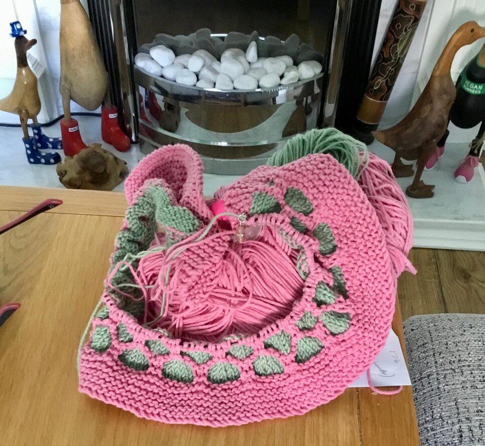 Honeycomb crib blanket