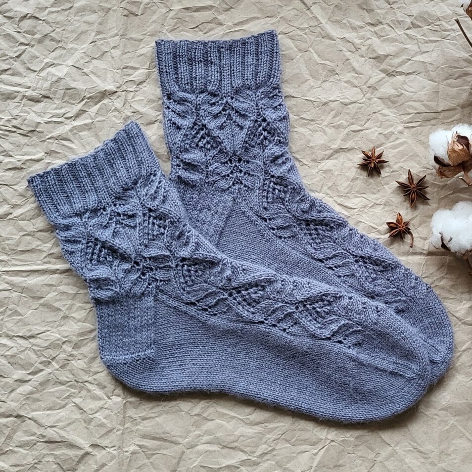Lace socks