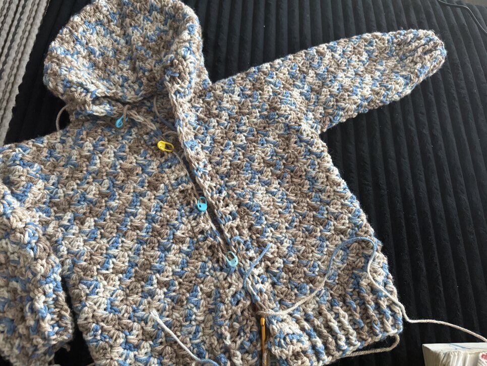 Kid’s cardigan